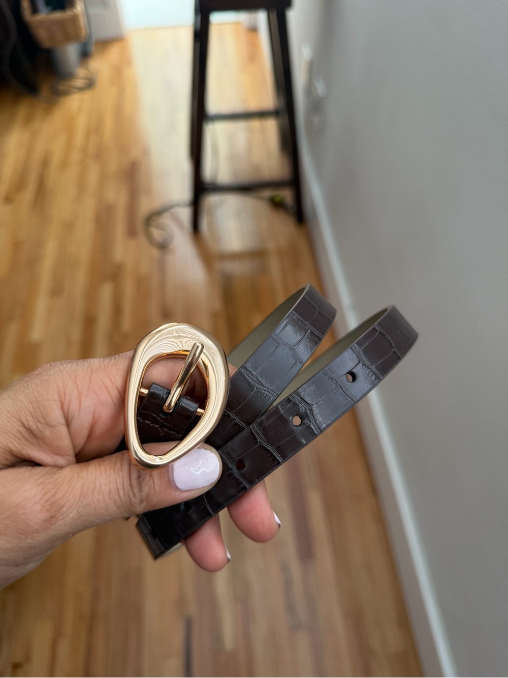 Ann Taylor Brown Croc-Embossed Leather Belt with Gold Teardrop Buckle